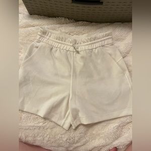 Lululemon Softstreme High-Rise Short 4"